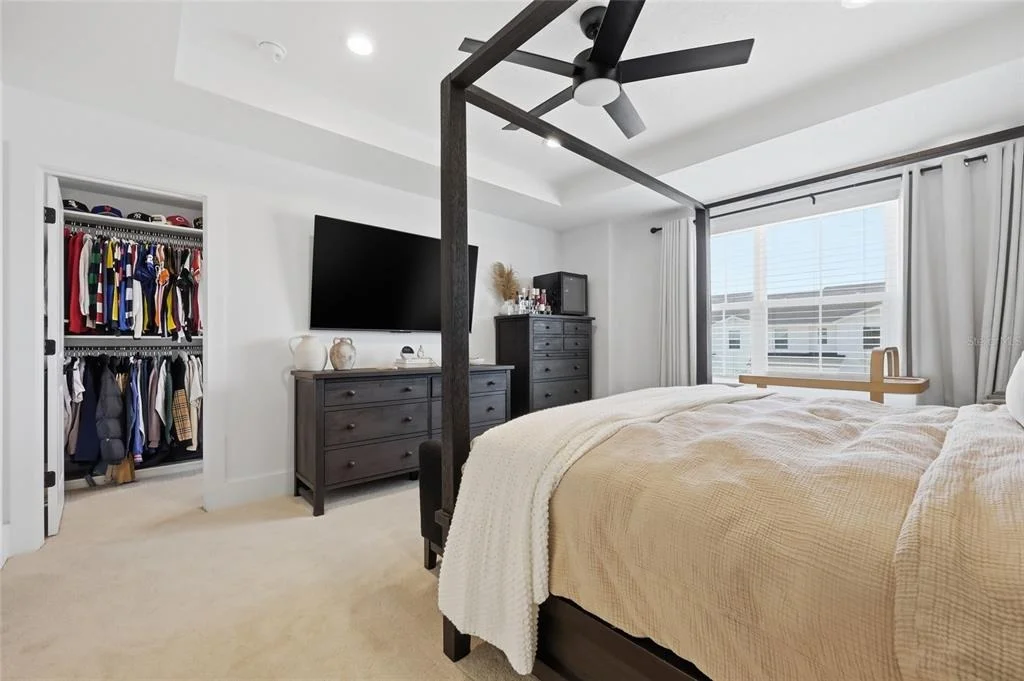 Photo of 1663 CROWNCREST DRIVE