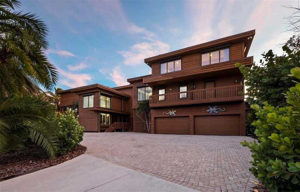 Photo of 6685 GULF OF MEXICO DRIVE