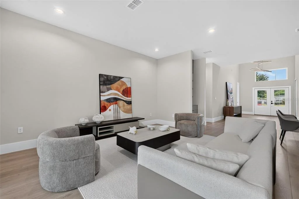 Photo of 102 BELL PLACE