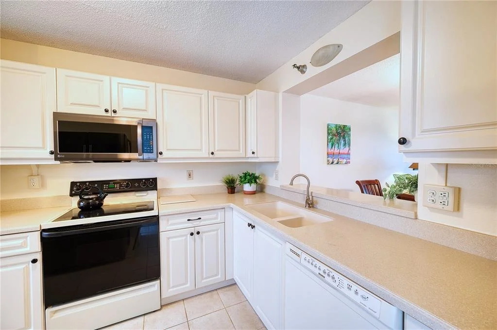 Photo of Unit 504 at 3780 PINEBROOK CIRCLE