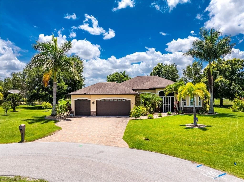 Photo of 26171 MAMORA DRIVE