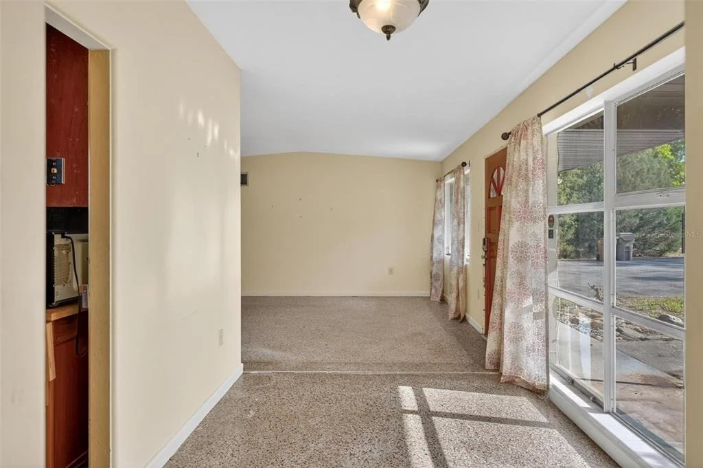 Photo of 710 TWIN OAKS LANE