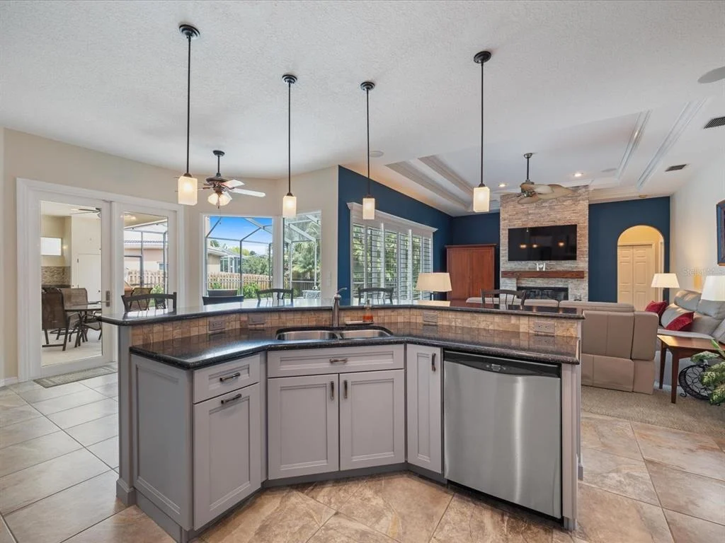 Photo of 4987 CROSS POINTE DRIVE