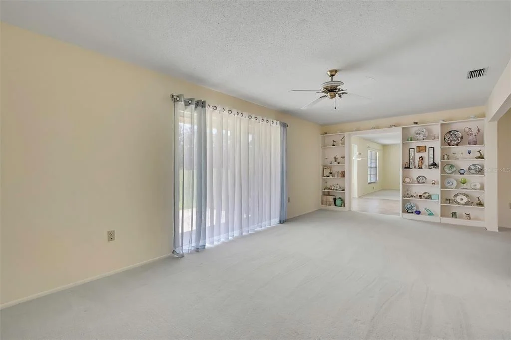 Photo of 7103 CROWN OAKS DRIVE
