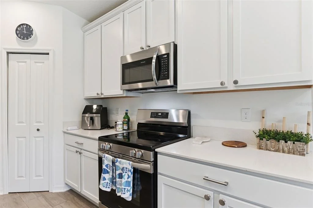 Photo of 3963 WILLOWBROOK DRIVE
