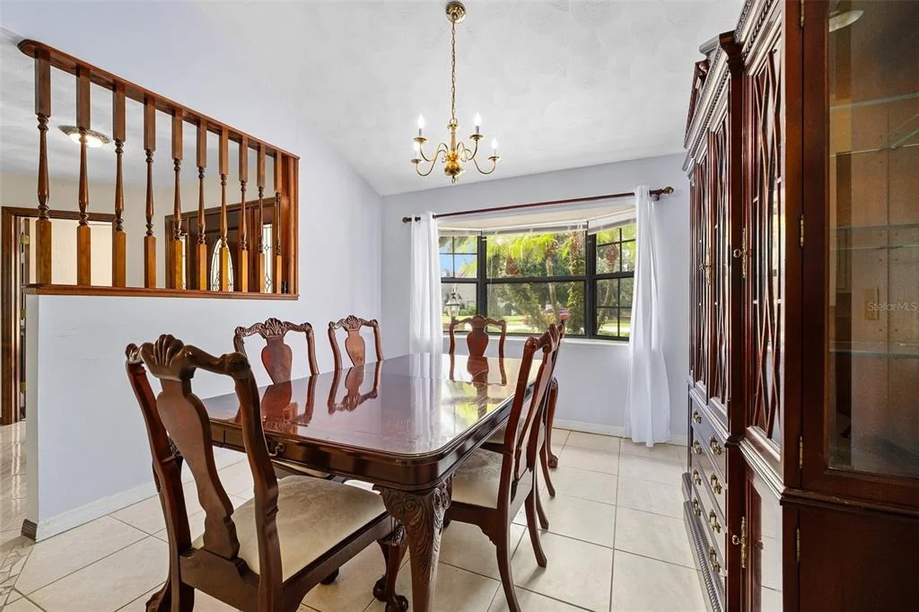 Photo of 43 WINDING CREEK WAY