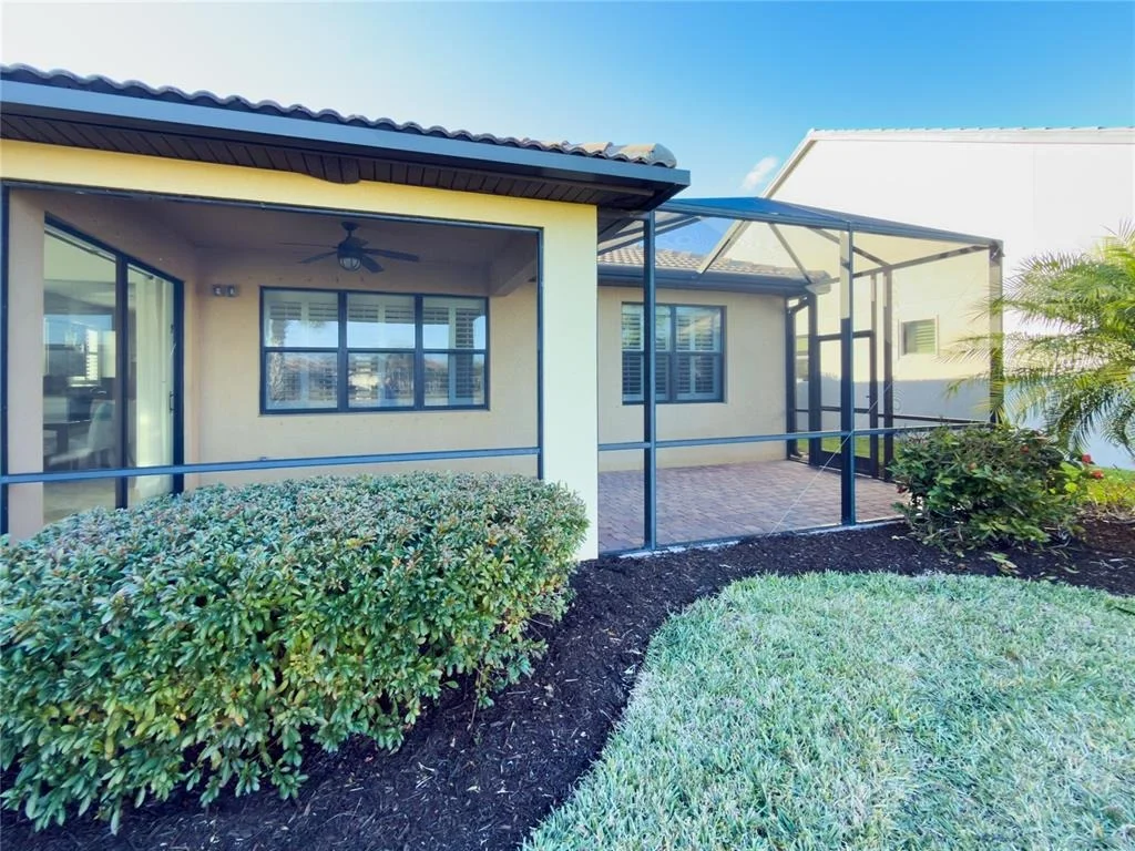 Photo of 19770 QUISTO STREET