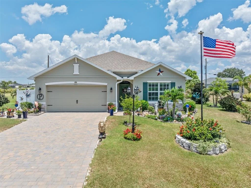 Photo of 25266 ESTRADA CIRCLE