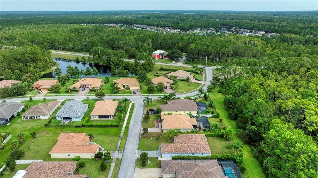 Photo of 56 THORNHILL CHASE CIRCLE