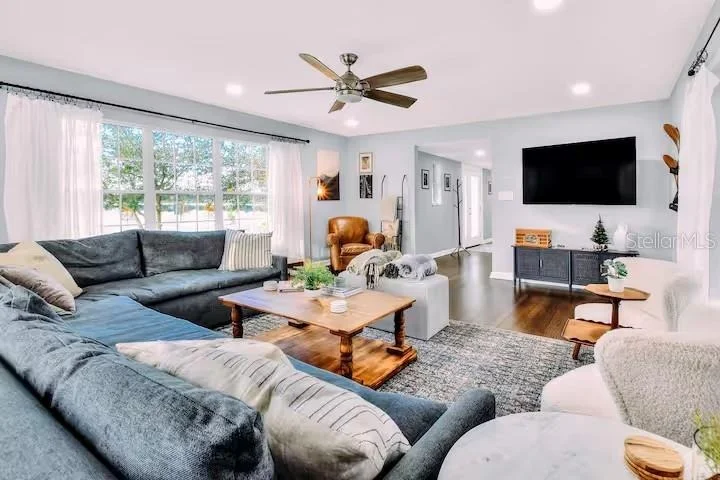 Photo of 1302 LAKE ELBERT DR SE