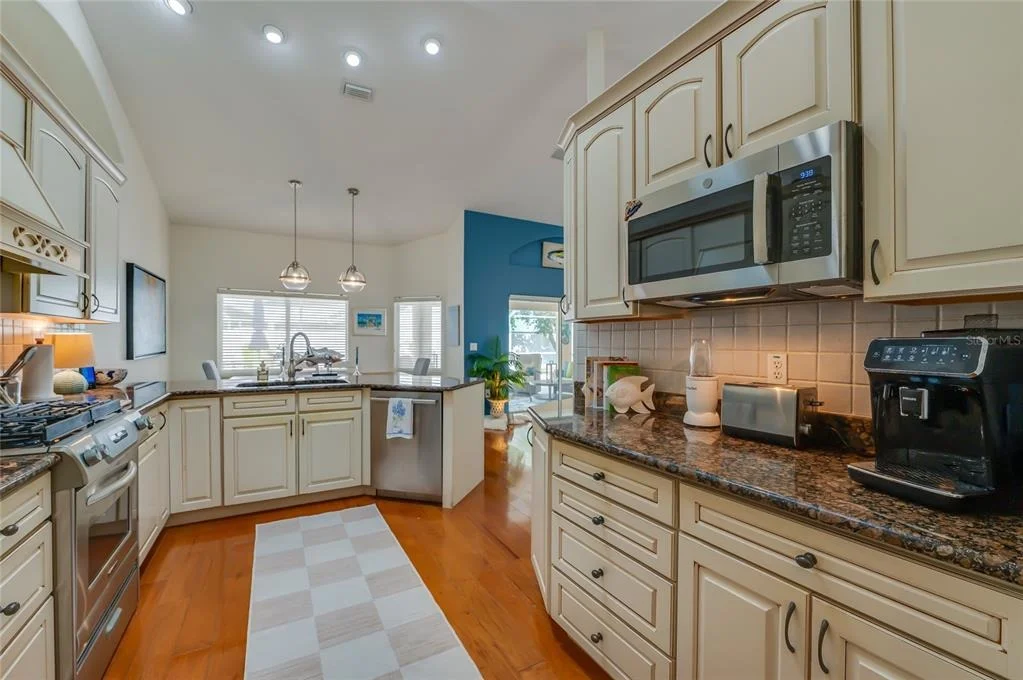 Photo of 30 EVANS DRIVE