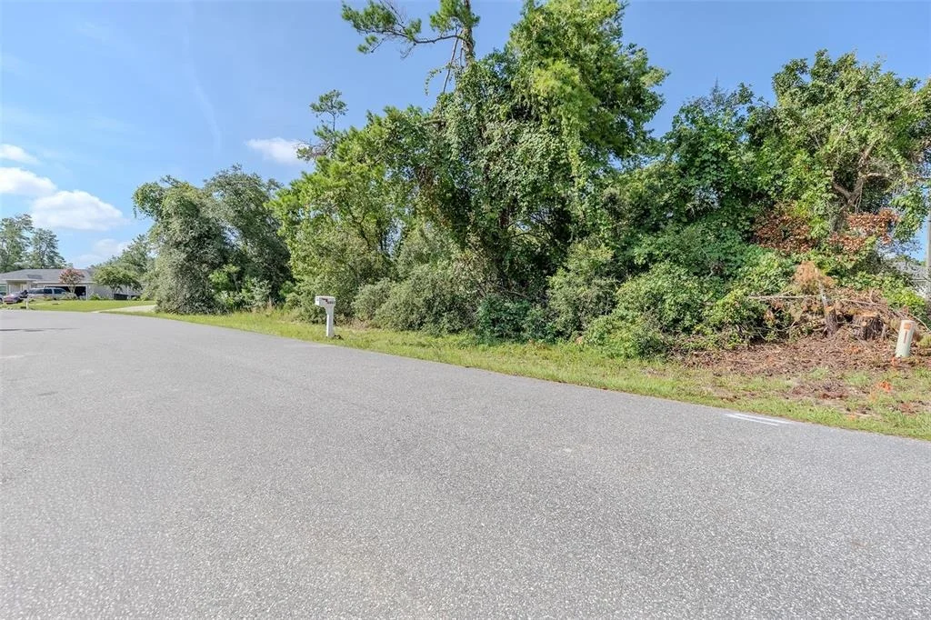 Photo of LOT 5 SW 37TH