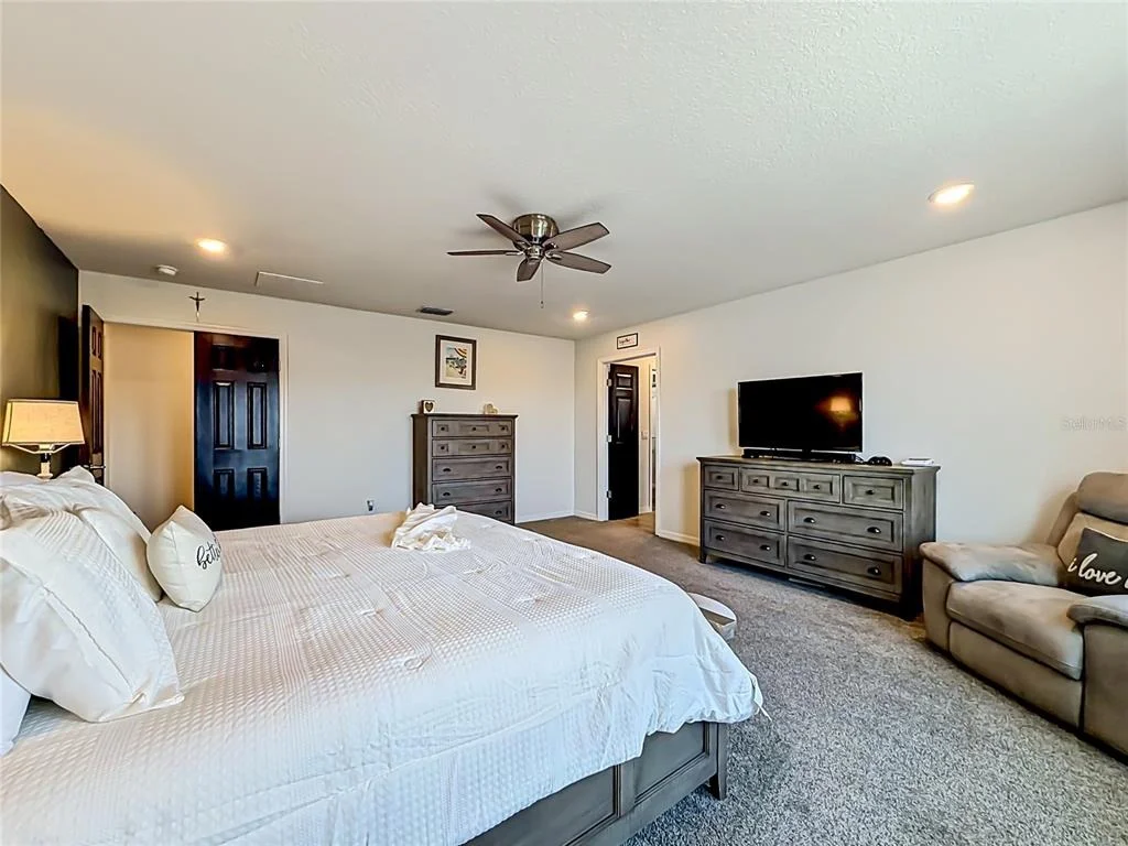 Photo of 2323 NUTHATCH STREET