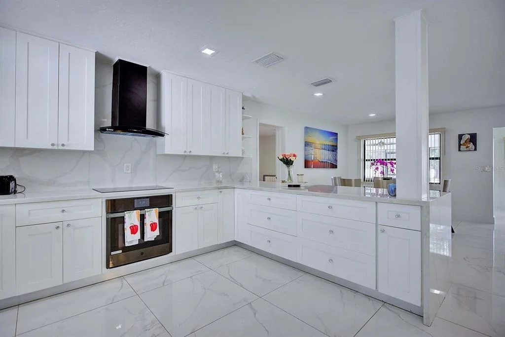 Photo of 4160 LAKEVIEW DRIVE