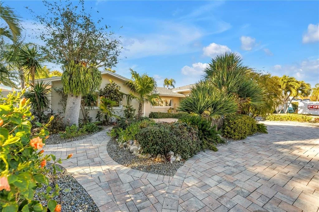 Photo of 2890 ALTON DRIVE