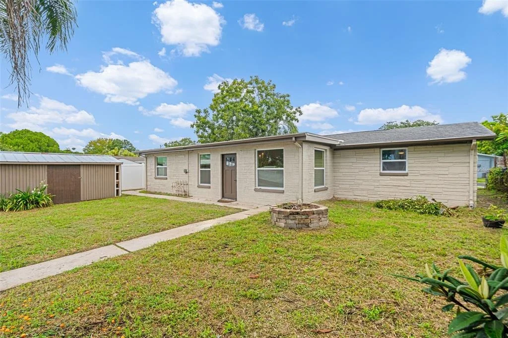 Photo of 4036 SUNRAY DRIVE
