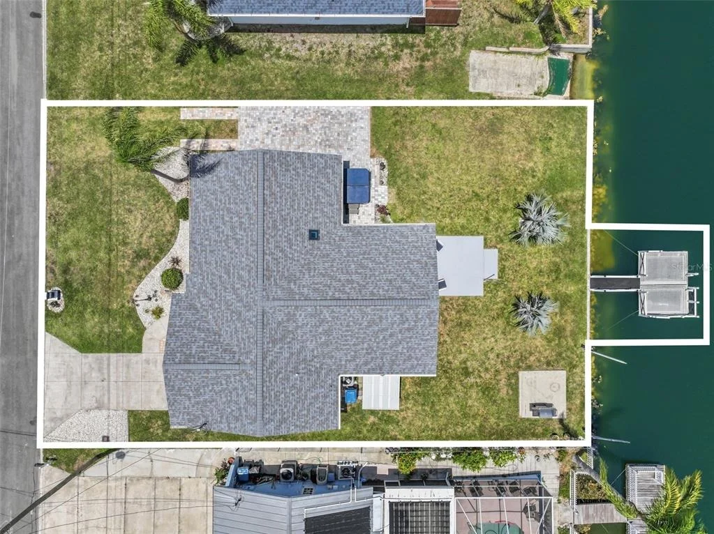 Photo of 3388 OLEANDER DRIVE