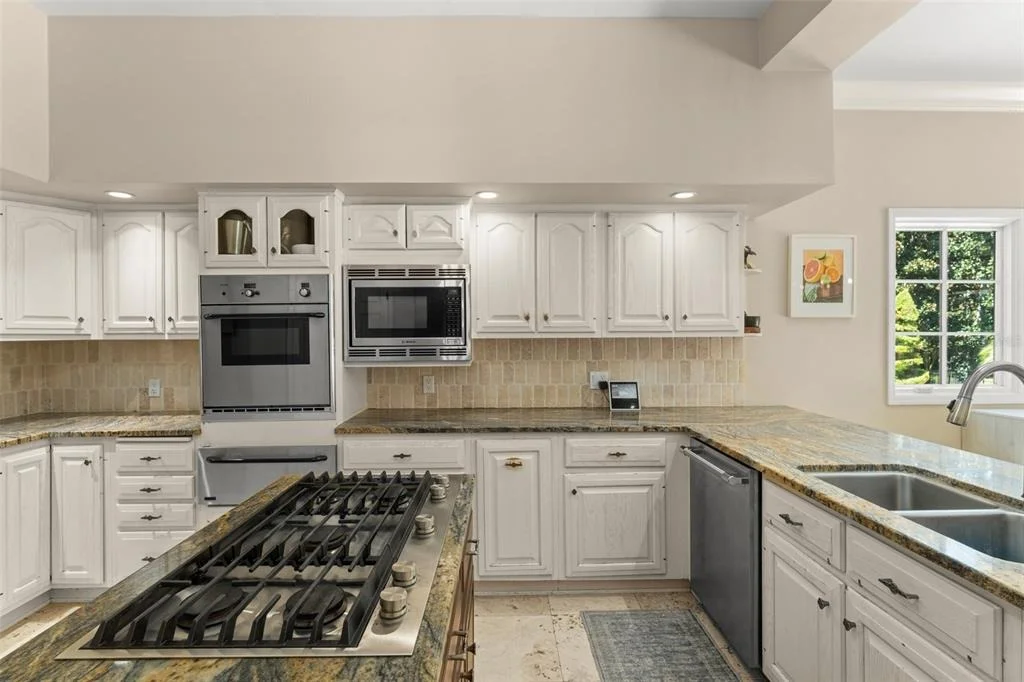 Photo of 9731 CHESTNUT RIDGE DRIVE