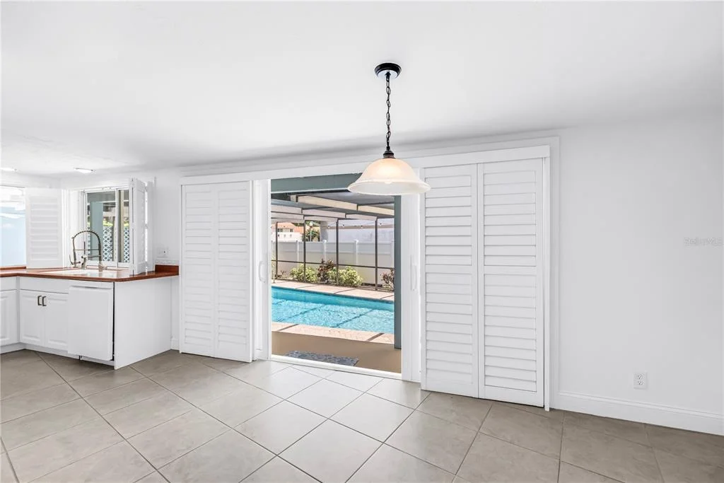 Photo of 3000 HERON PLACE