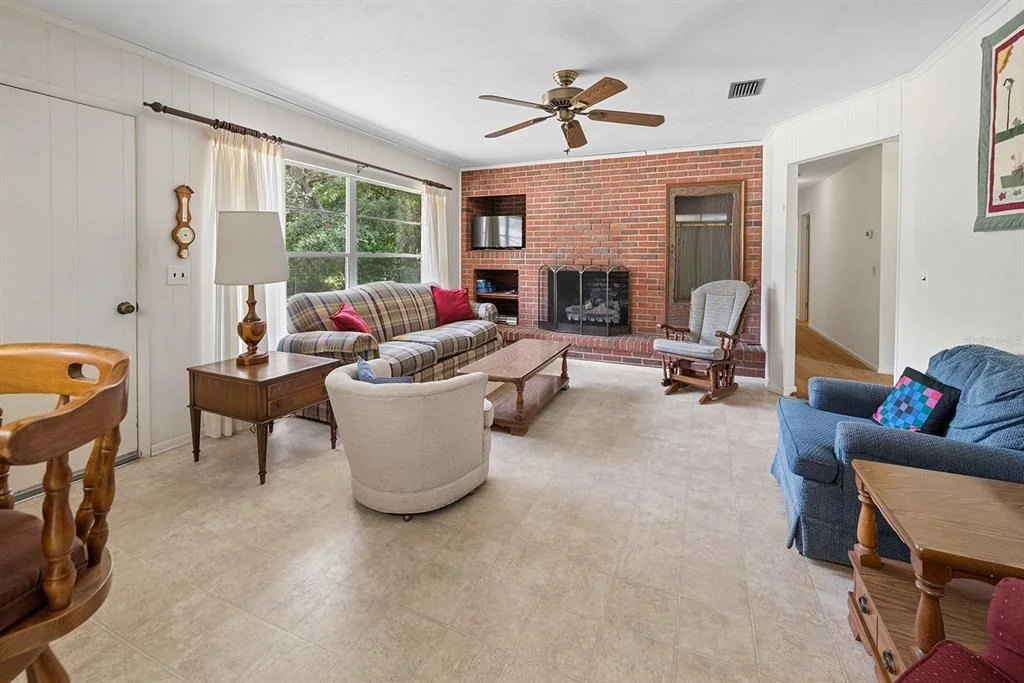 Photo of 6267 CLANCE ROAD