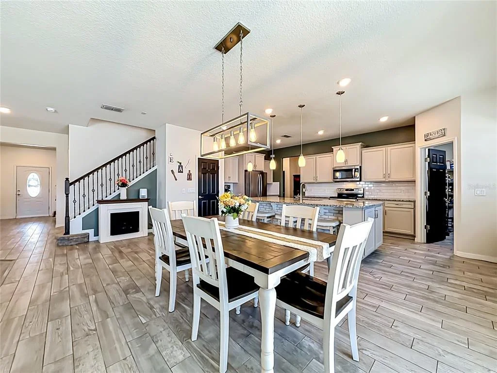 Photo of 2323 NUTHATCH STREET