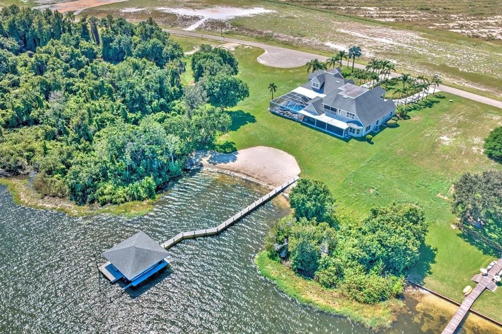 Photo of 492 SUNSET POINTE DRIVE