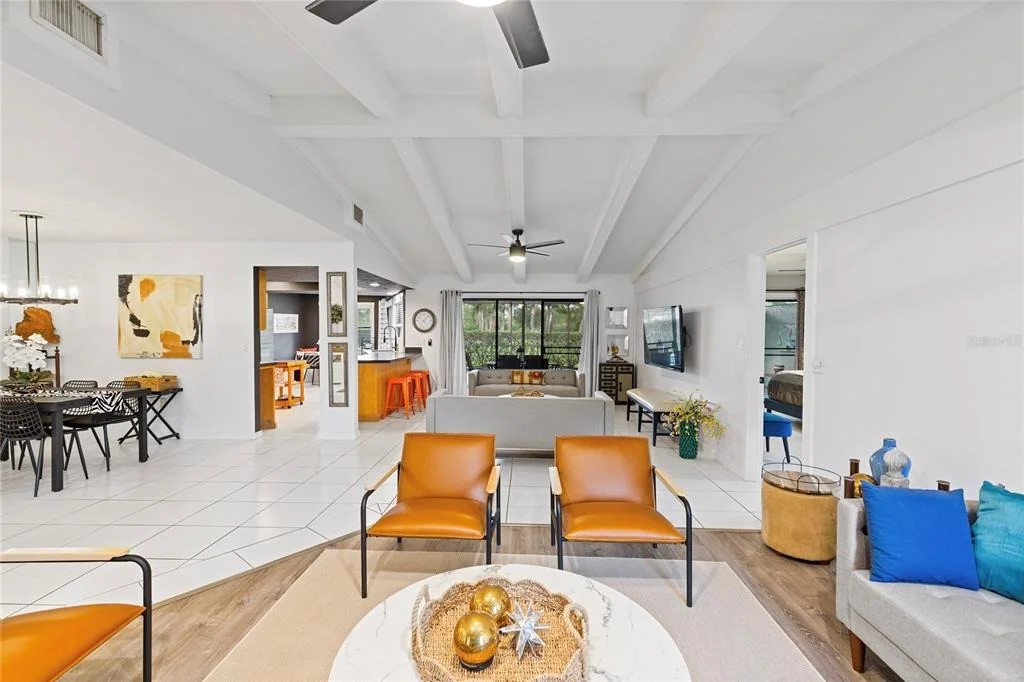 Photo of 10 ARBOR LANE
