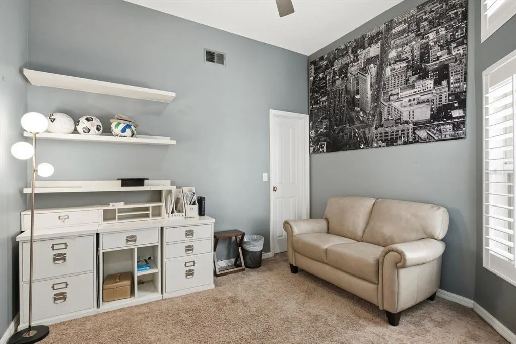 Photo of 141 OLD OAK CIRCLE