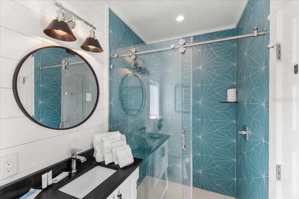 Photo of 239 S HARBOR DRIVE