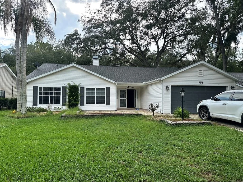 Photo of 4242 LEAFWAY CIRCLE