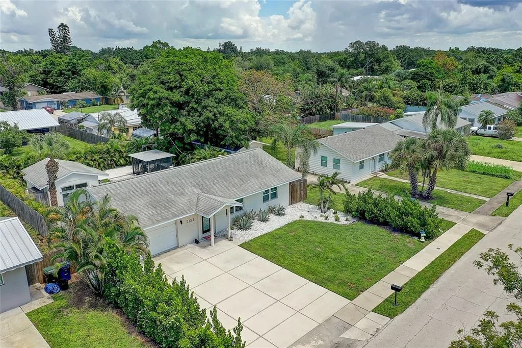 Photo of 2121 PALM TERRACE