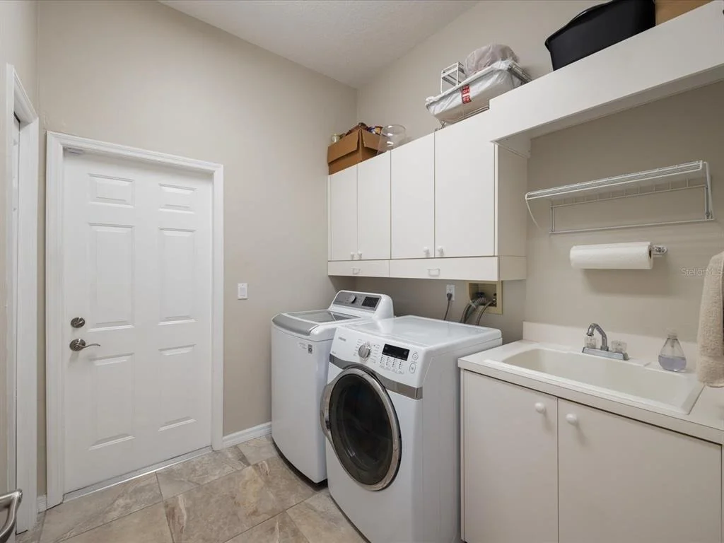 Photo of 4987 CROSS POINTE DRIVE