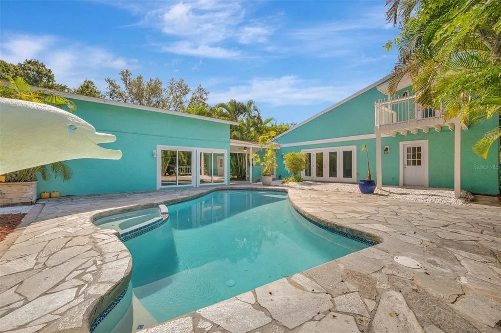 Photo of 403 LONGBOW TRAIL