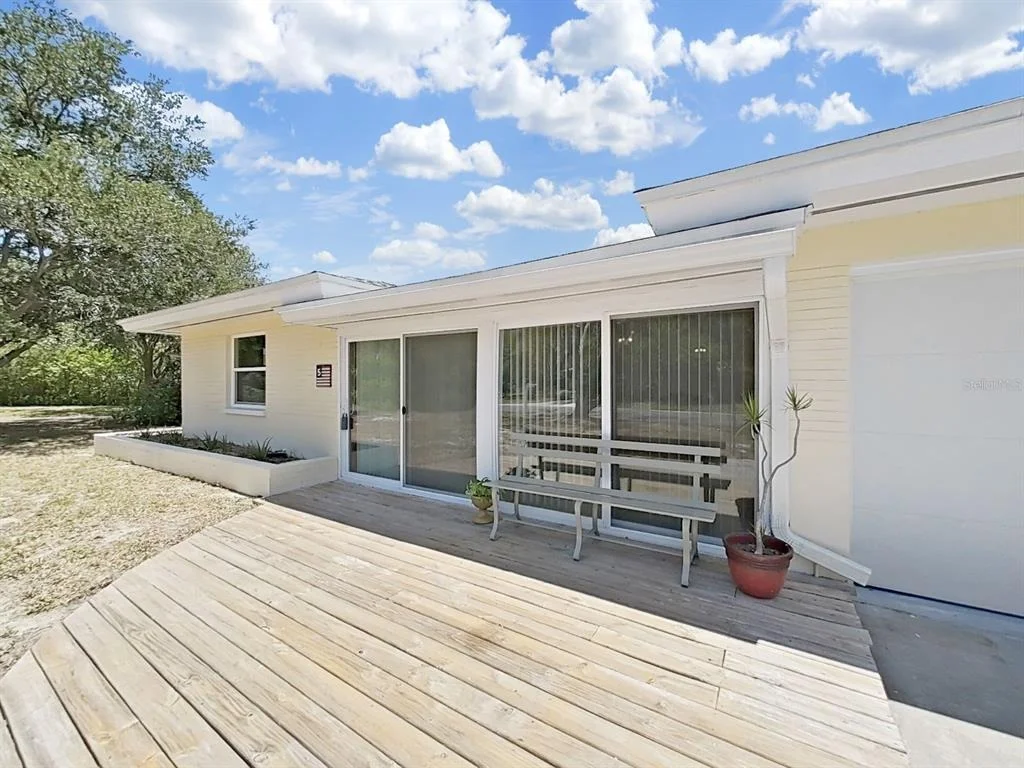 Photo of 5 N KEYSTONE DRIVE