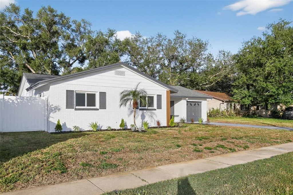 Photo of 8317 BOXWOOD DRIVE