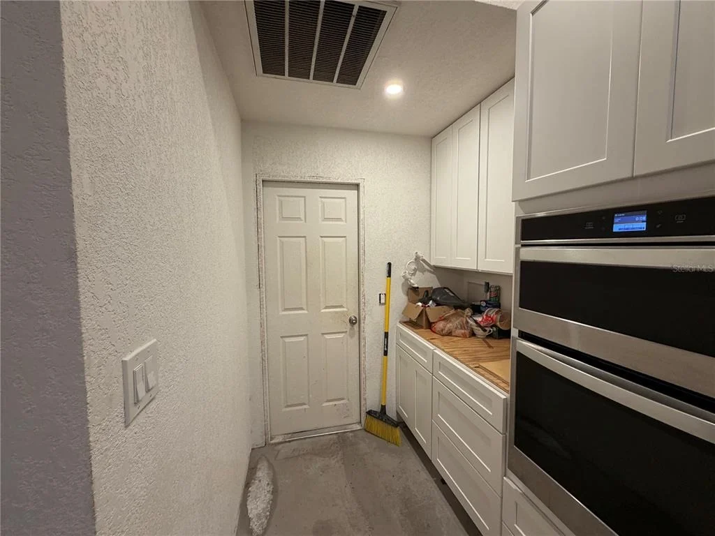 Photo of 5264 BRICKELL DRIVE