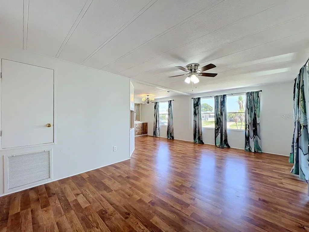 Photo of 1203 APACHE CIRCLE