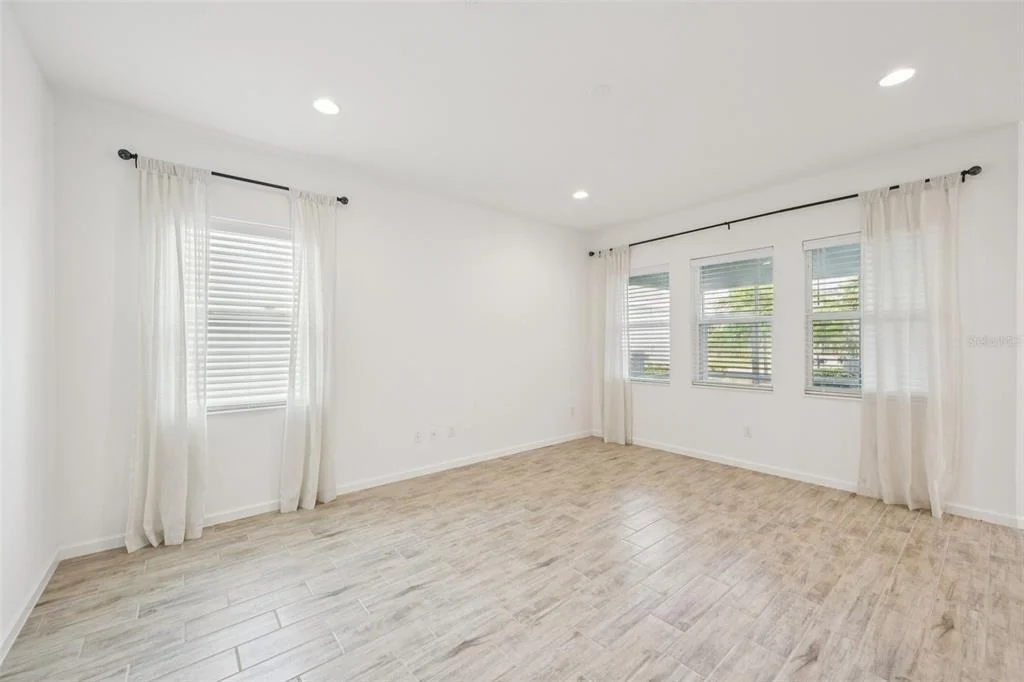 Photo of 806 WINTERSIDE DRIVE