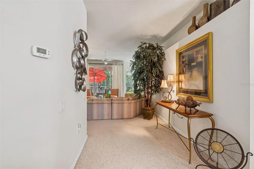 Photo of 894 LANTERN WAY