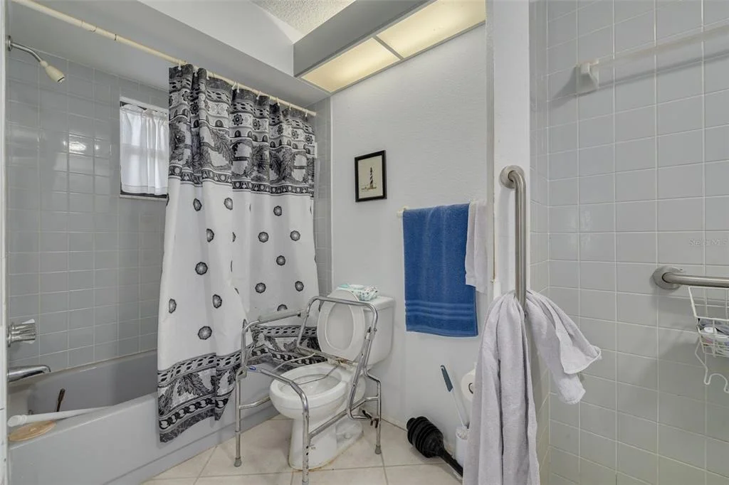 Photo of 1338 GREENLEA DRIVE