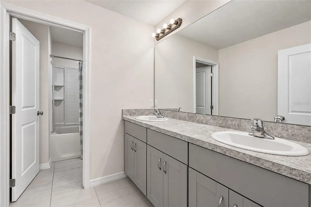 Photo of 585 BLACK EAGLE DRIVE