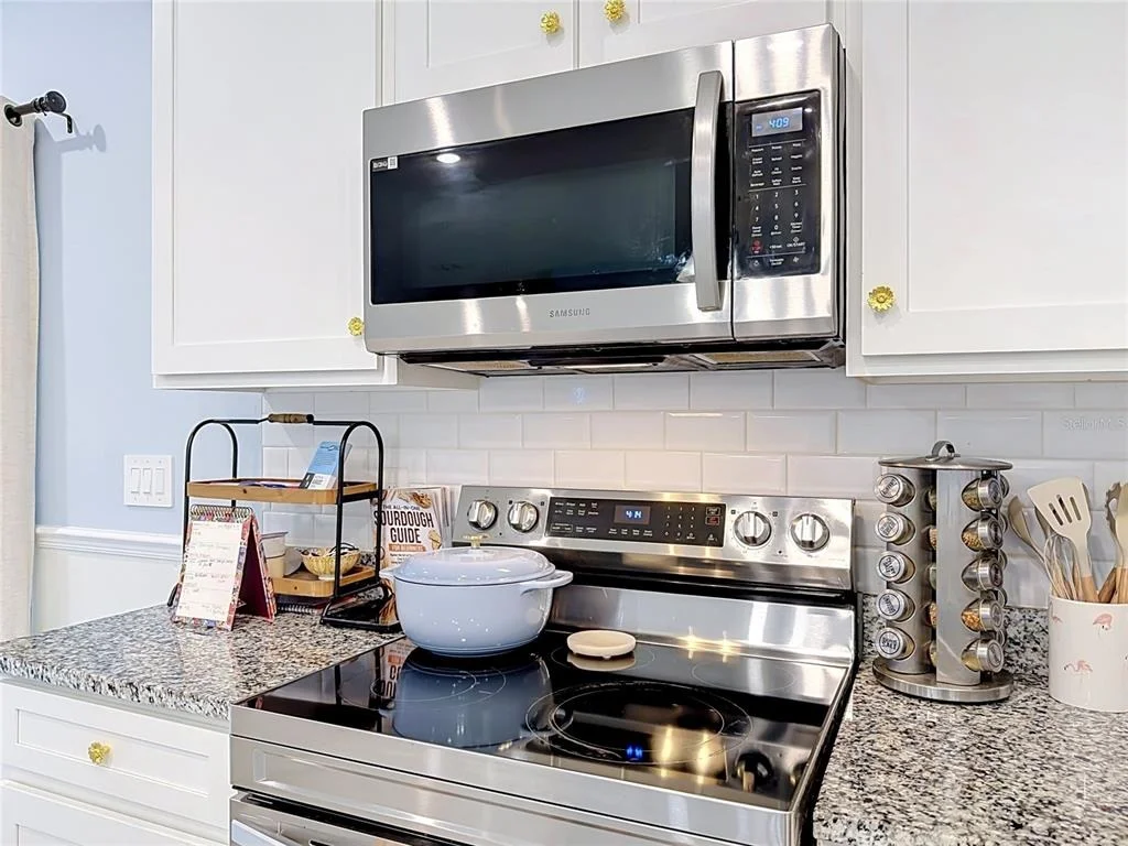Photo of 3947 MAYHILL LOOP