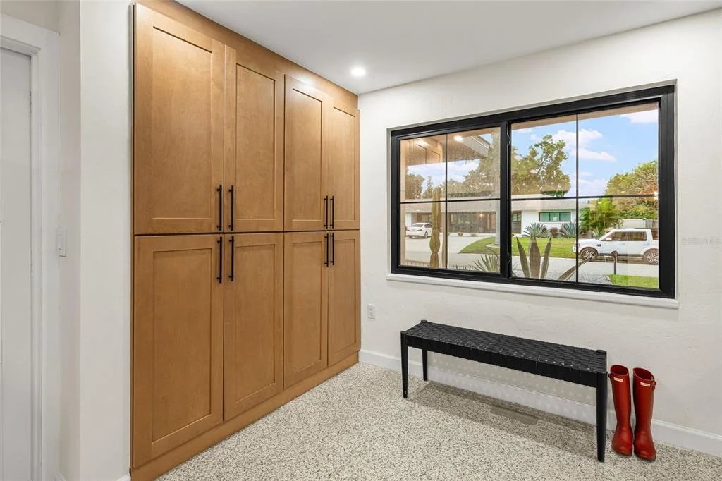 Photo of 2410 VALENCIA DRIVE
