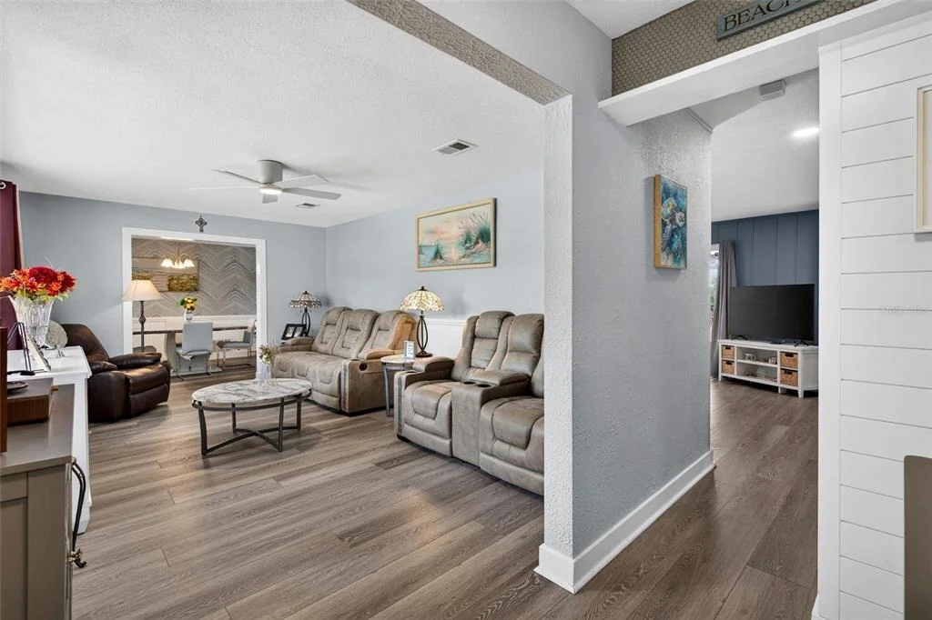 Photo of 117 ANN RUSTIN DRIVE