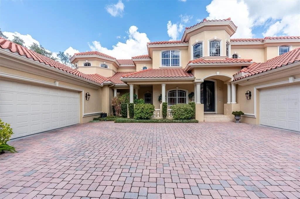 Photo of 2861 ROEHAMPTON CLOSE