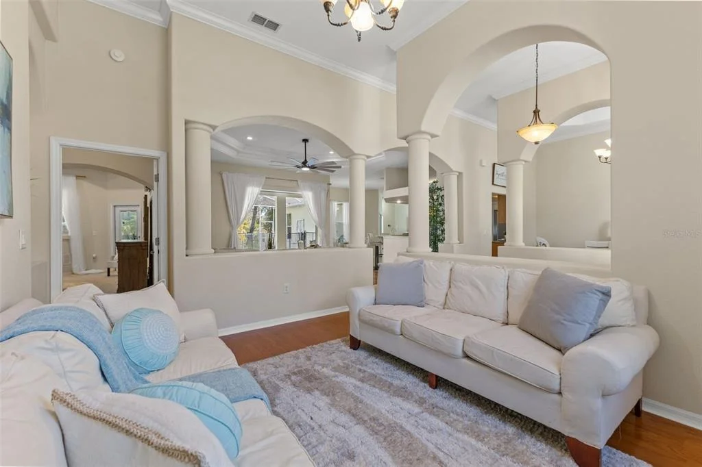 Photo of 14071 LINDEN DRIVE