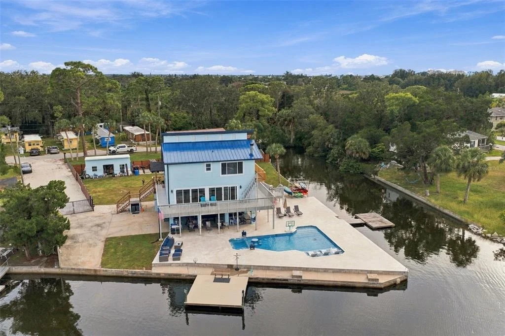 Photo of 14523 BARLOW LANE