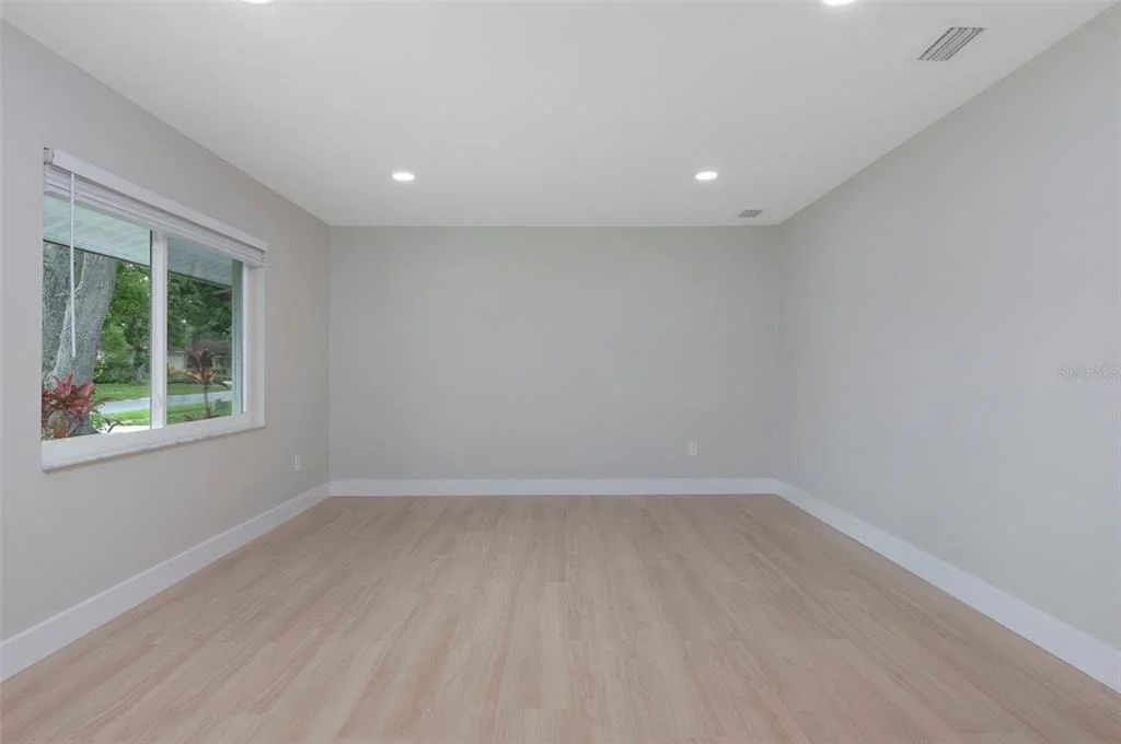 Photo of 1689 MONTEREY DRIVE