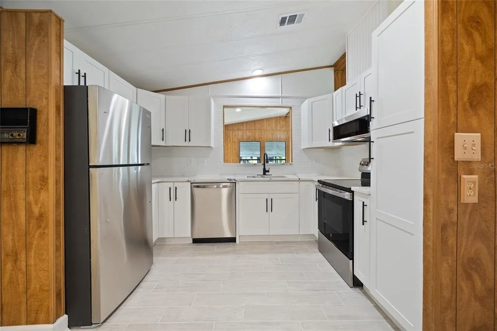 Photo of 712 JASON DRIVE