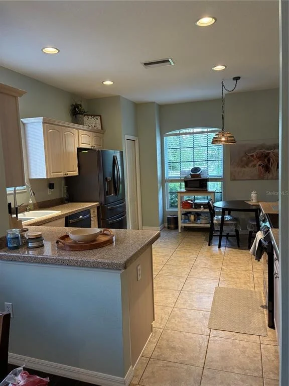 Photo of 8872 FOUNDERS CIRCLE